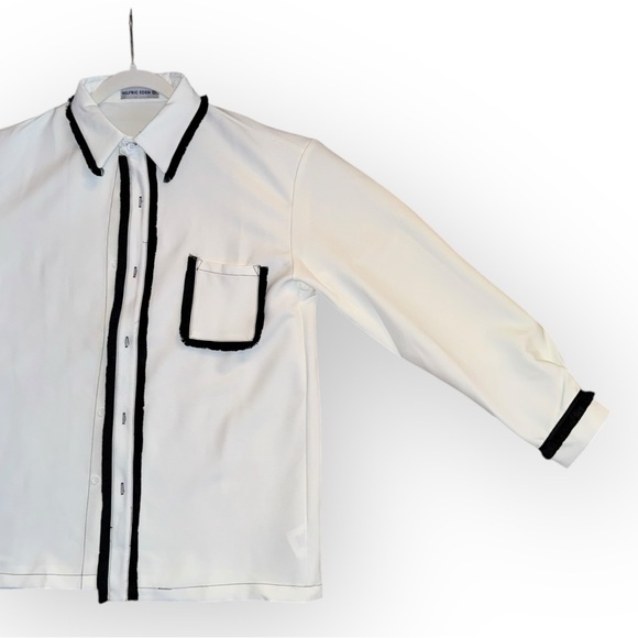 Unisex Button-down Shirt w/ Tassled Details - Picture 4 of 8